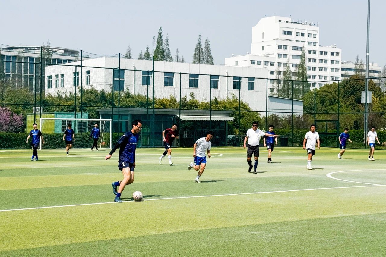 1744248331286582.jpg z2.jpg